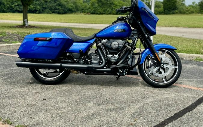 2024 Harley-Davidson Street Glide® Blue Burst - Black Finish