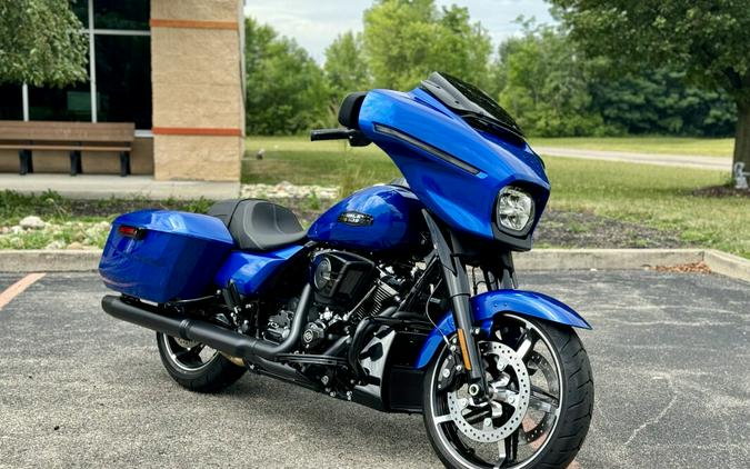 2024 Harley-Davidson Street Glide® Blue Burst - Black Finish