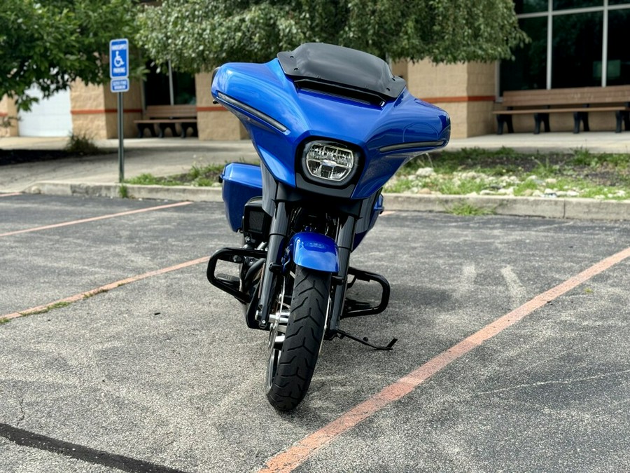 2024 Harley-Davidson Street Glide® Blue Burst - Black Finish