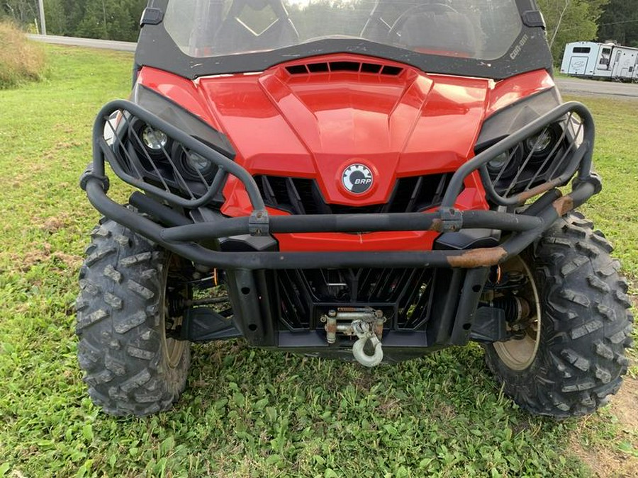 2011 Can-Am® Commander 1000 XT