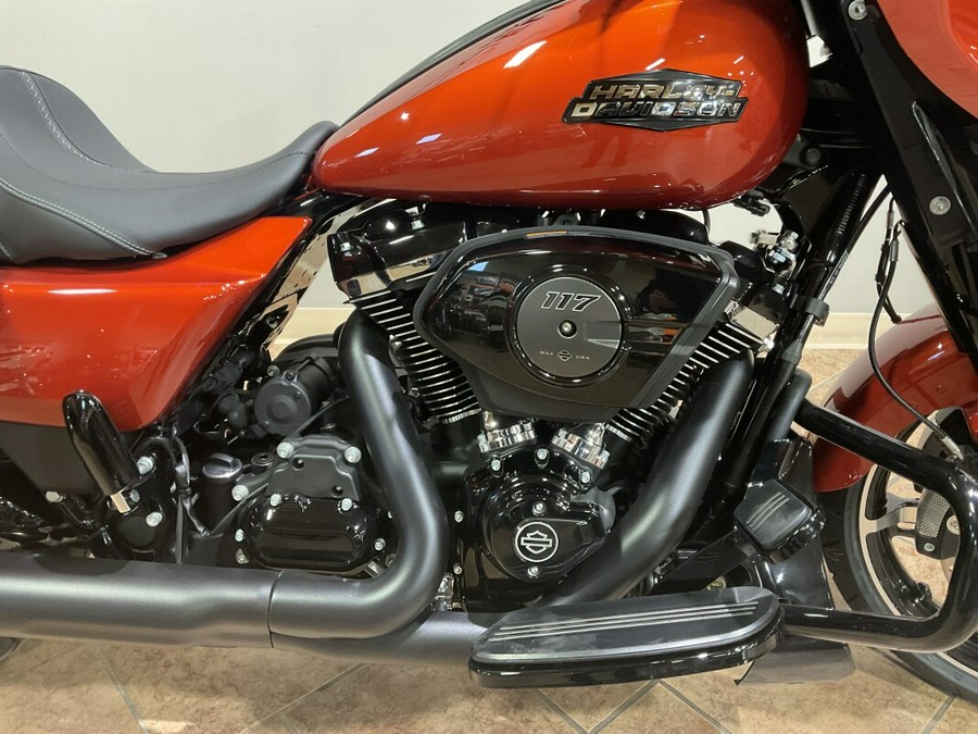 2025 Harley-Davidson® Street Glide® Brilliant Red FLHX