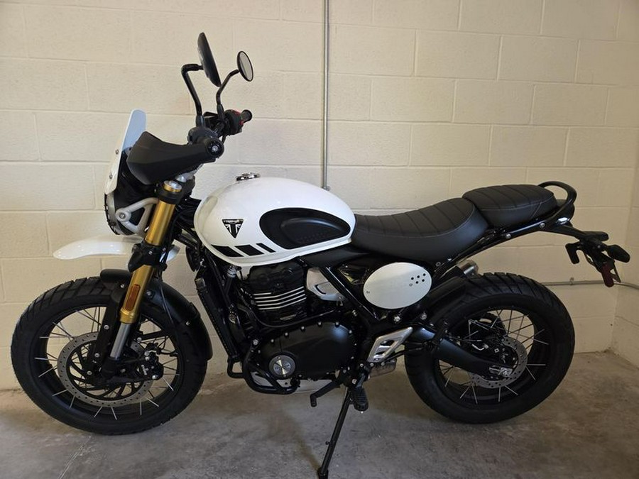 2026 Triumph Scrambler 400 XC