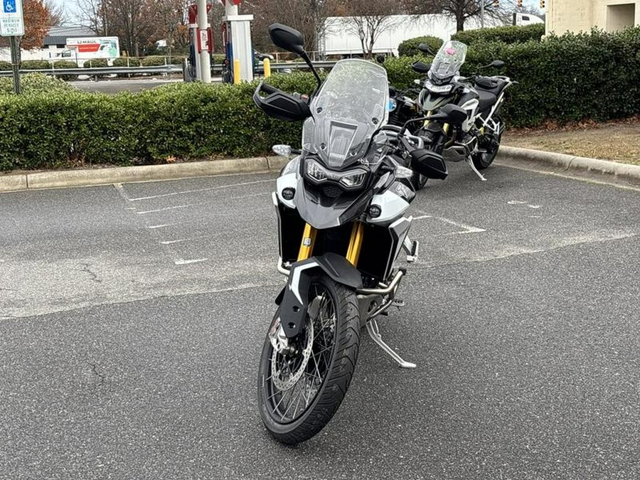 2025 Triumph Tiger 900 Rally Pro Carbon Black / Sapphire Black