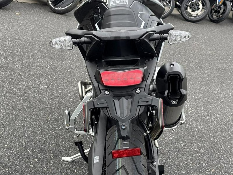 2025 Triumph Tiger 900 Rally Pro Carbon Black / Sapphire Black
