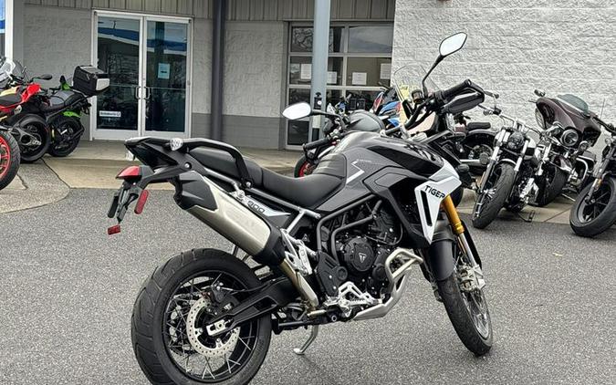 2025 Triumph Tiger 900 Rally Pro Carbon Black / Sapphire Black