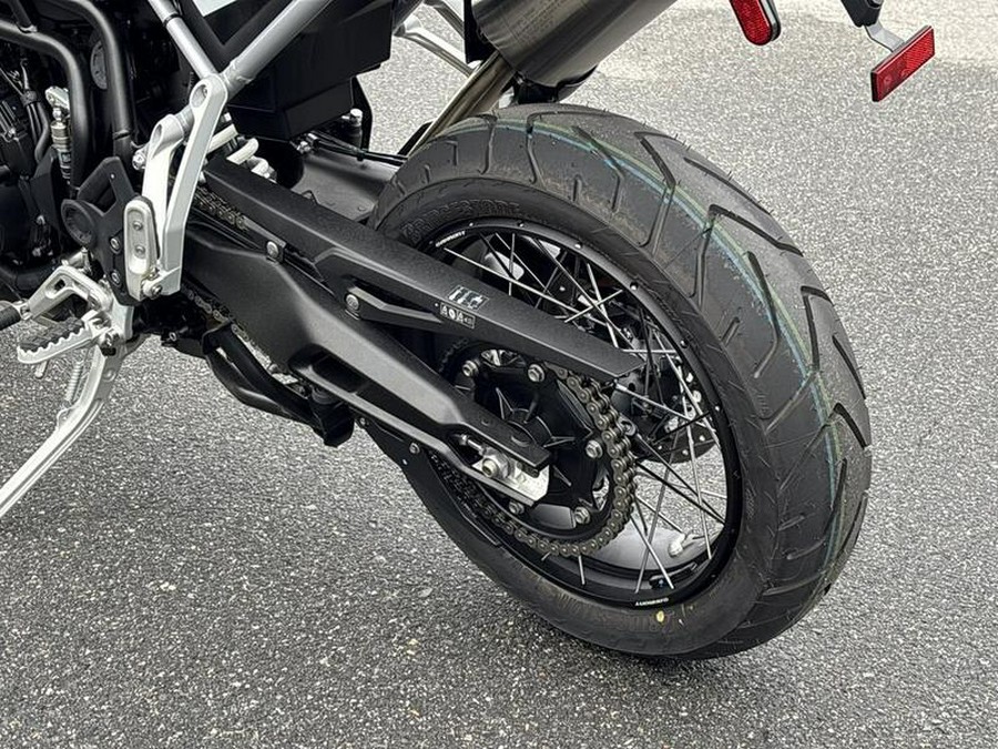 2025 Triumph Tiger 900 Rally Pro Carbon Black / Sapphire Black