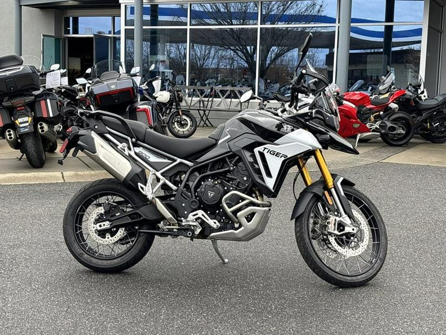 2025 Triumph Tiger 900 Rally Pro Carbon Black / Sapphire Black