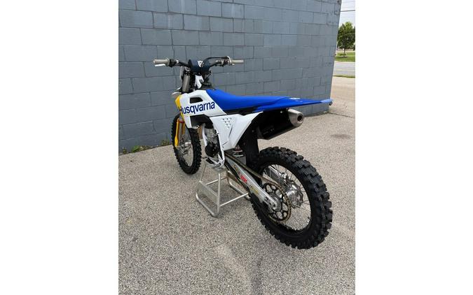 2026 FC 450 - Husqvarna Motorcycles