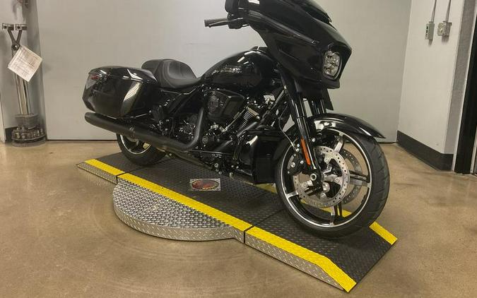 2024 Harley-Davidson® FLHX - Street Glide®