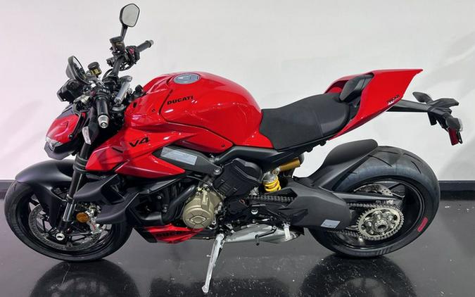 2023 Ducati Streetfighter V4 Ducati Red