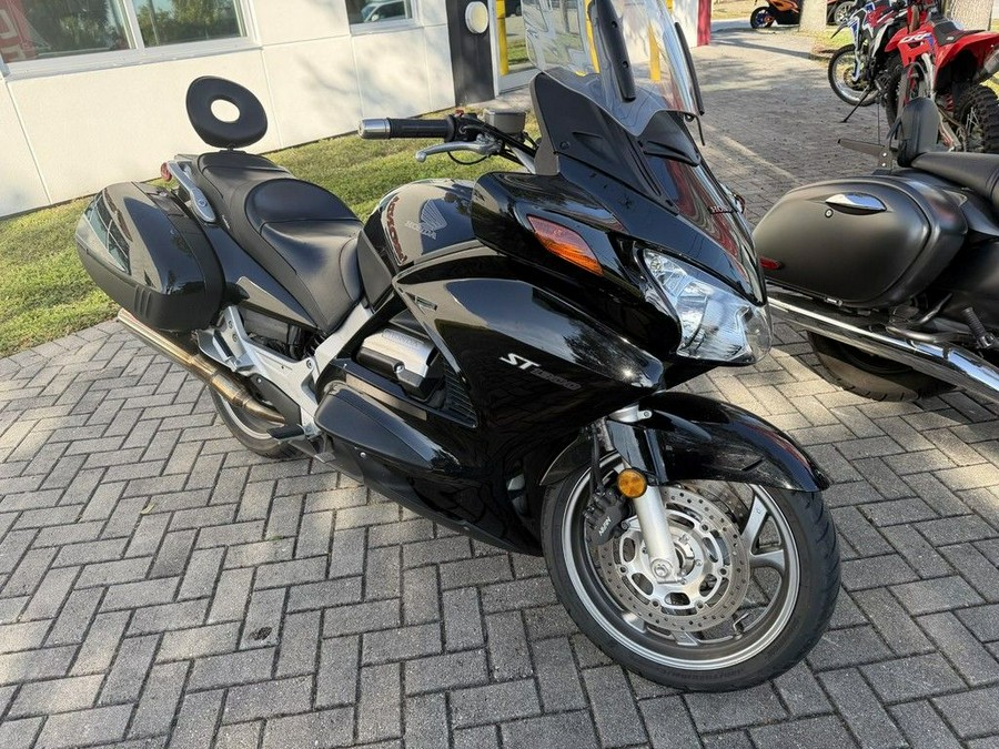 2006 Honda® ST1300 ABS