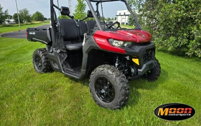 2024 Can-Am Defender DPS HD9 Fiery Red