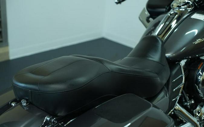 2016 Harley-Davidson® FLTRX - Road Glide®