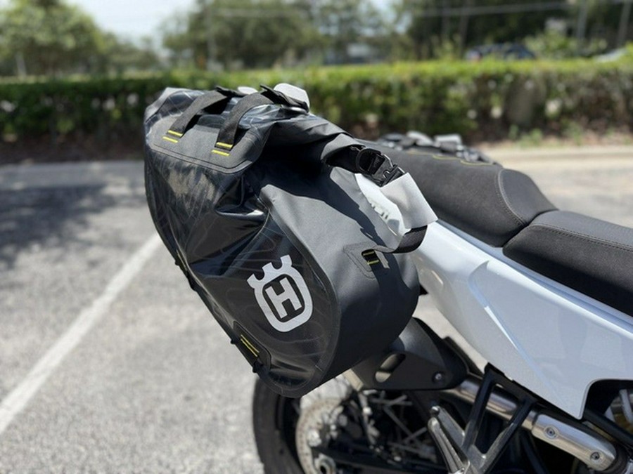 2025 Husqvarna Norden 901 Expedition 901