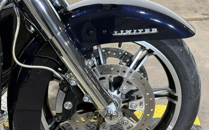 2020 Harley-Davidson® Road Glide® Limited Vivid Black