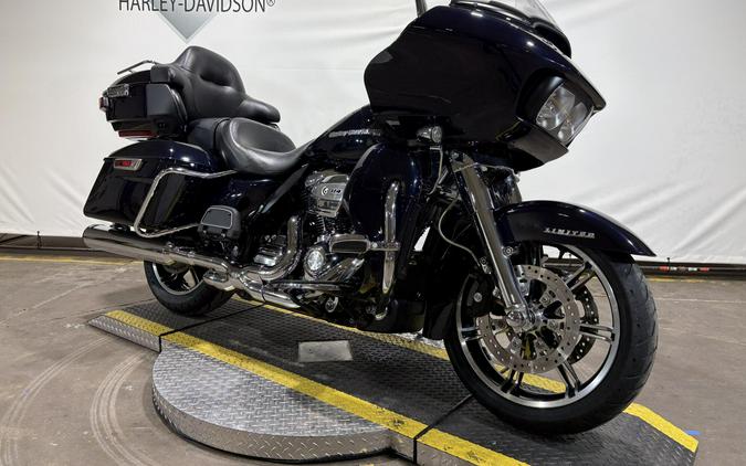 2020 Harley-Davidson® Road Glide® Limited Vivid Black