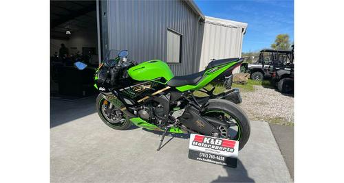 2020 Kawasaki Ninja ZX-6R MC Commute Review Photo Gallery