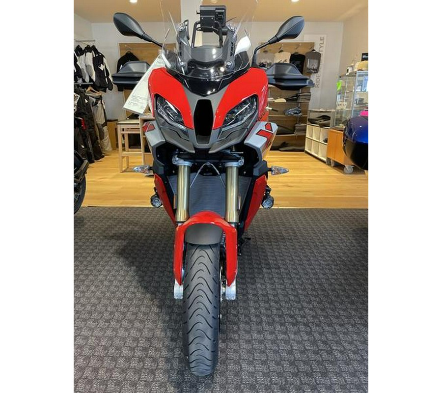 2021 BMW S 1000 XR Racing Red