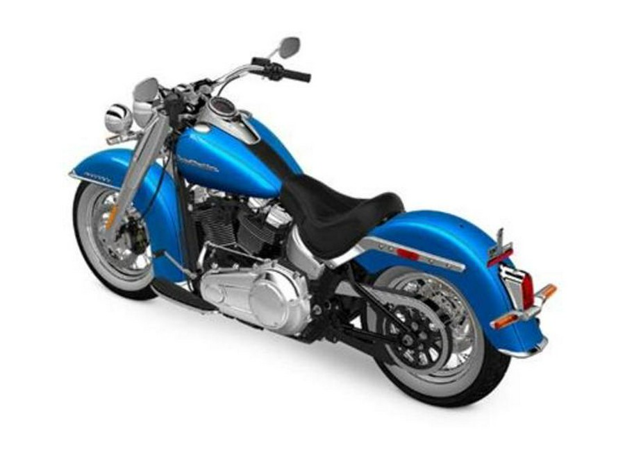 2018 Harley-Davidson® FLDE - Softail® Deluxe