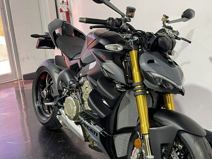 2024 Ducati Streetfighter V4 S Grey & Black