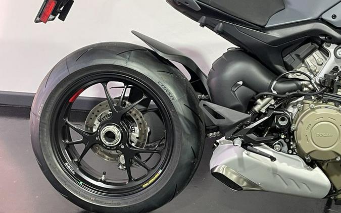 2024 Ducati Streetfighter V4 S Grey & Black