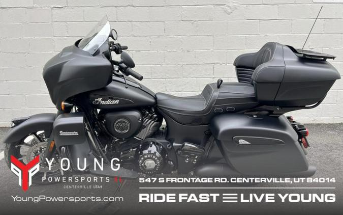 2024 Indian Motorcycle® Roadmaster® Dark Horse® Black Smoke