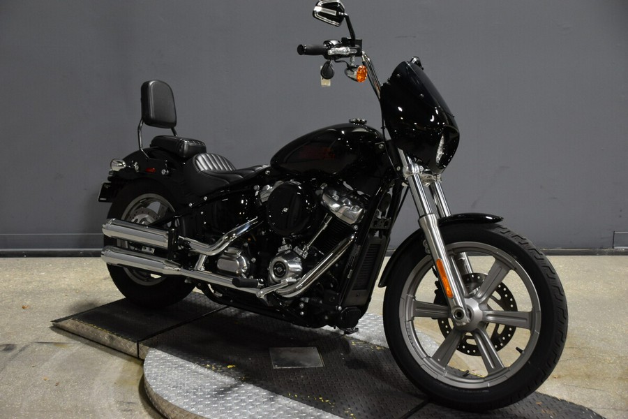 2024 Harley-Davidson Softail Standard