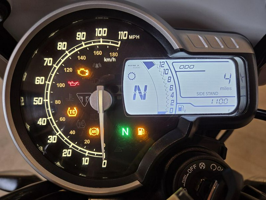 2026 Triumph Scrambler 400 XC