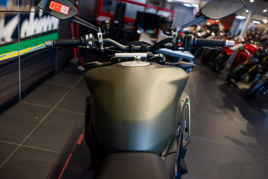 2025 Ducati STREETFIGHTER V2