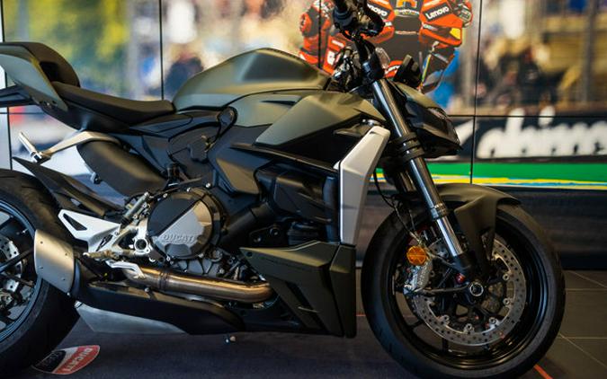 2025 Ducati STREETFIGHTER V2