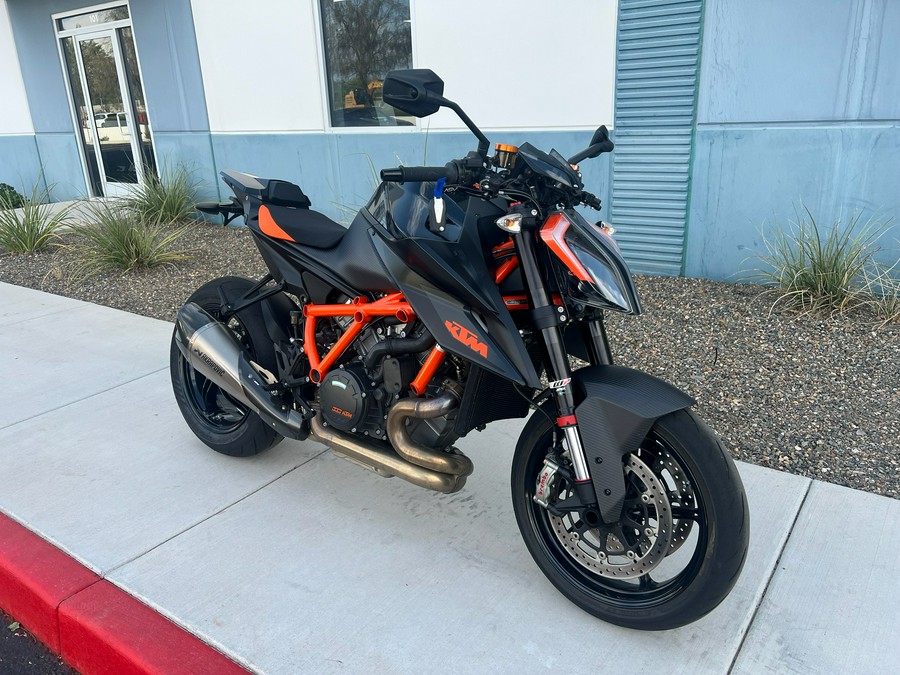 2020 KTM 1290 Super Duke R