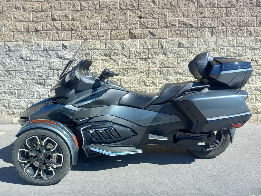 2020 Can-Am® Spyder® RT Limited Chrome