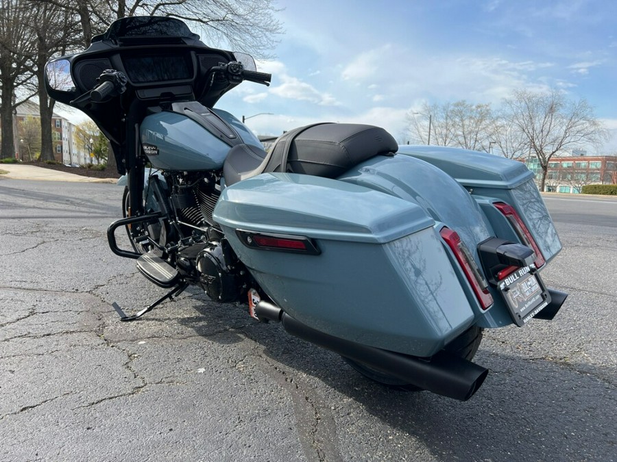 2024 FLHX Street Glide®