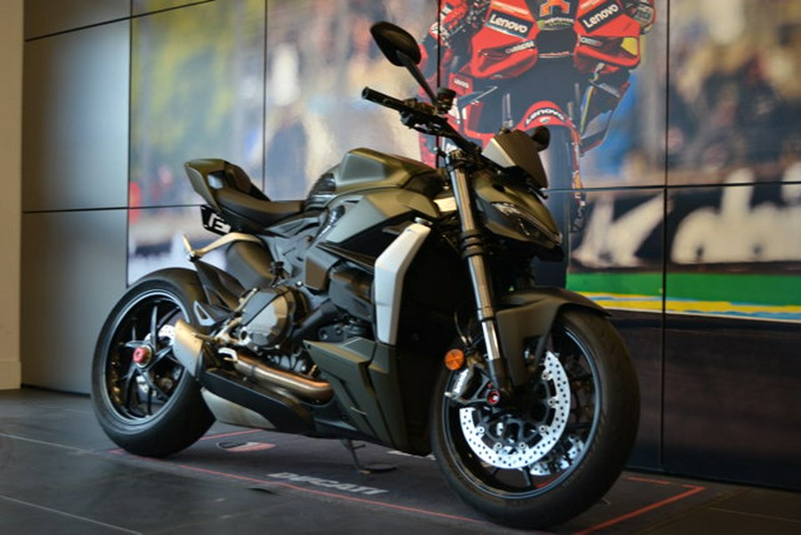 2023 Ducati Streetfighter V2