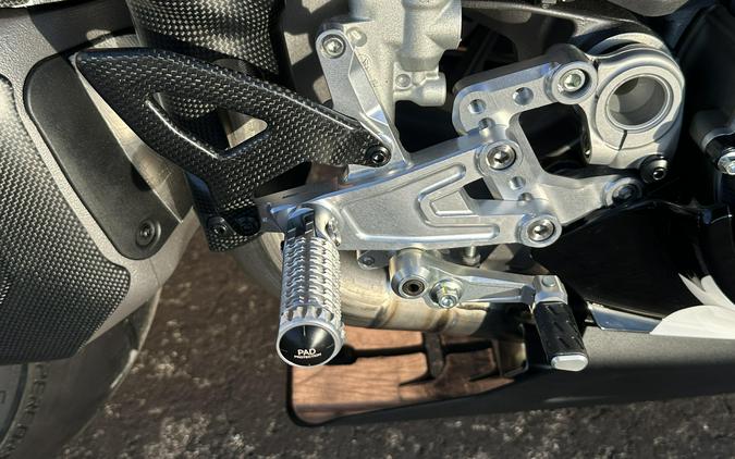 2025 Ducati Panigale V4 Tricolore