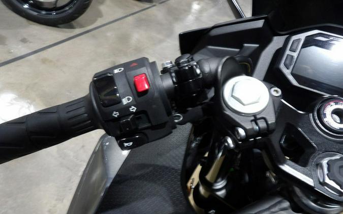 2025 Kawasaki Ninja 500 ABS