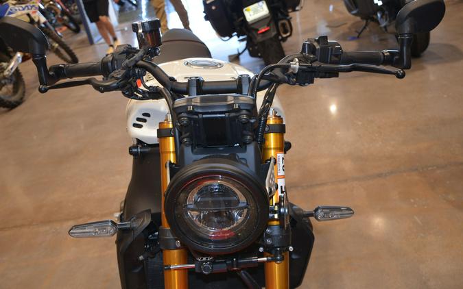 2024 Yamaha XSR900
