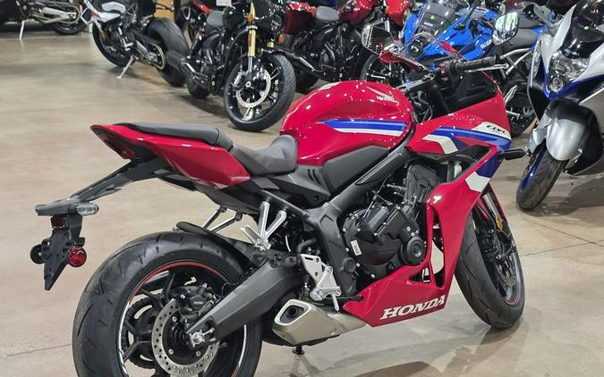 2026 Honda CB650R E-Clutch
