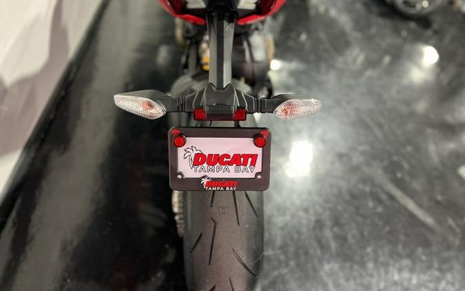 2023 Ducati Streetfighter V4 Ducati Red