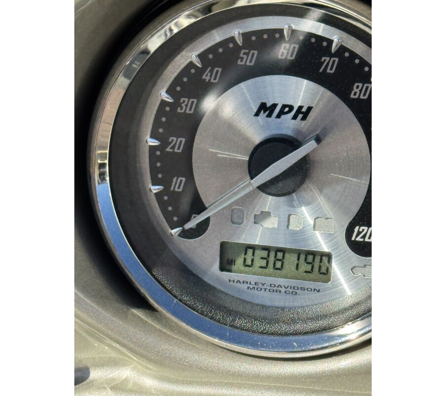 2009 CVO™ Ultra Classic® Electra Glide®