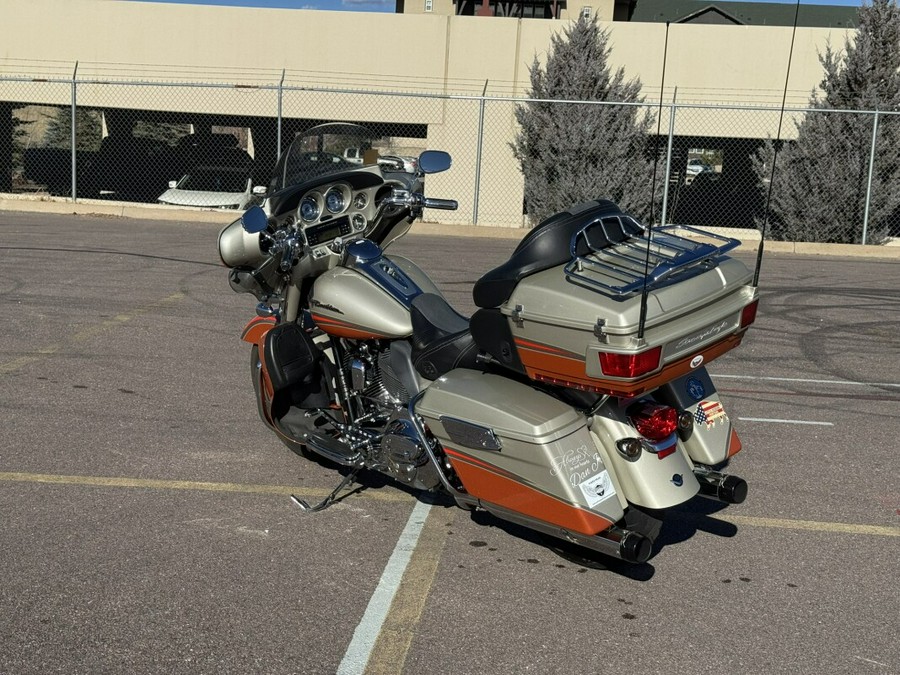 2009 CVO™ Ultra Classic® Electra Glide®