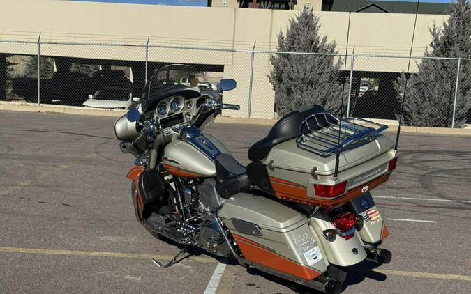 2009 CVO™ Ultra Classic® Electra Glide®