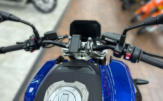 2026 BMW R 1300 R DEMO
