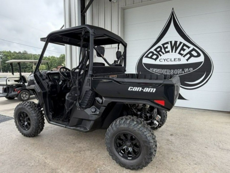 2026 Can-Am® Defender XT HD11