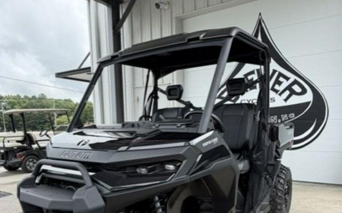 2026 Can-Am® Defender XT HD11
