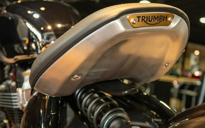 2023 Triumph Bonneville Bobber Jet Black