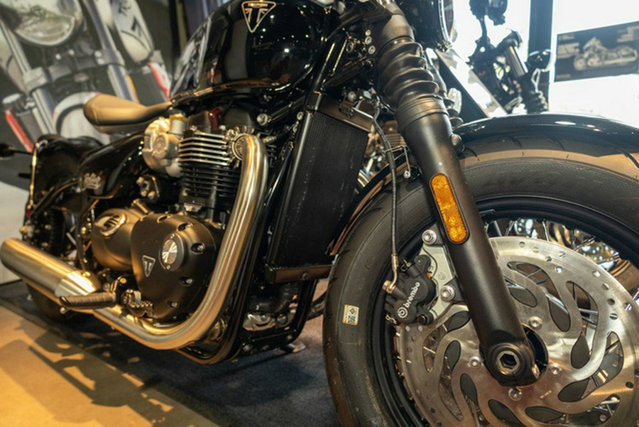 2023 Triumph Bonneville Bobber Jet Black