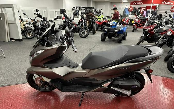 2023 Honda® PCX