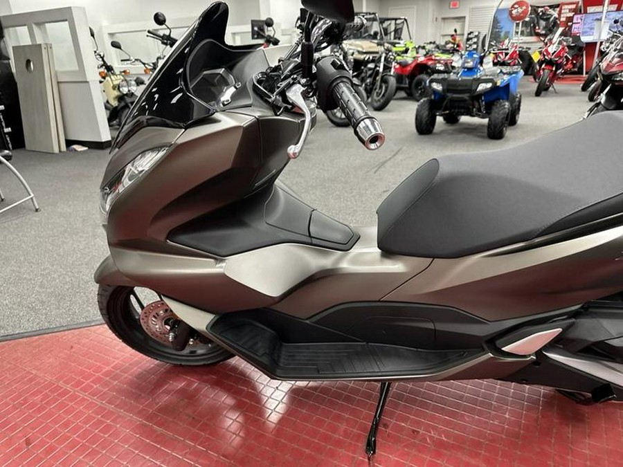 2023 Honda® PCX