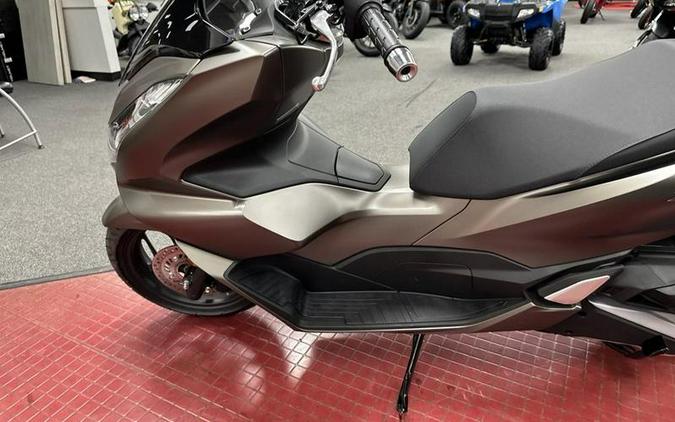 2023 Honda® PCX